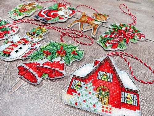 Набір для вишивки хрестиком Christmas Toys Kit nr.1 Letistitch LETI 966 фото 3